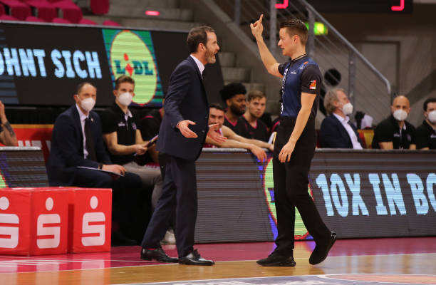 下一代的巴 下一代的巴