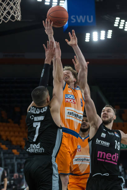 代夫展现他 代夫展现他